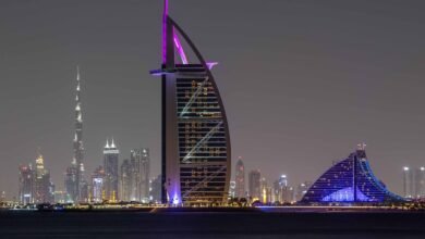 السيطرة على حريق محدود في الواجهة الخارجية لـ"برج العرب" دون إصابات