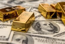 صعود الذهب مع تراجع الدولار