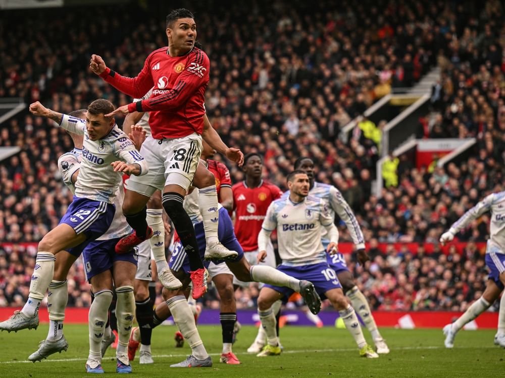 فوز مانشستر يونايتد على أستون فيلا في الدوري الإنجليزي 1 فوز مانشستر يونايتد على أستون فيلا في الدوري الإنجليزي