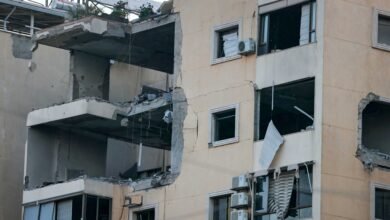 "الصحة اللبنانية": 31 قتيلا و149 جريحا حصيلة تلغارات الإسرائيلية على الضاحية والجنوب 2 "الصحة اللبنانية": 31 قتيلا و149 جريحا حصيلة تلغارات الإسرائيلية على الضاحية والجنوب