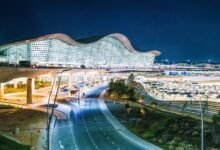 "مطارات أبوظبي": حالة وفاة و7 إصابات بحادثة اعتراض مسيرة استهدفت مطار زايد الدولي