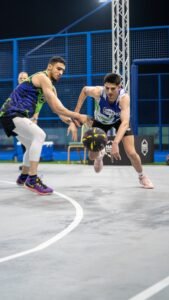 غداً.. الشرطة تواجه المحاكم والبلدية مع هيئة الطرق في نصف نهائي سلة الكراسي