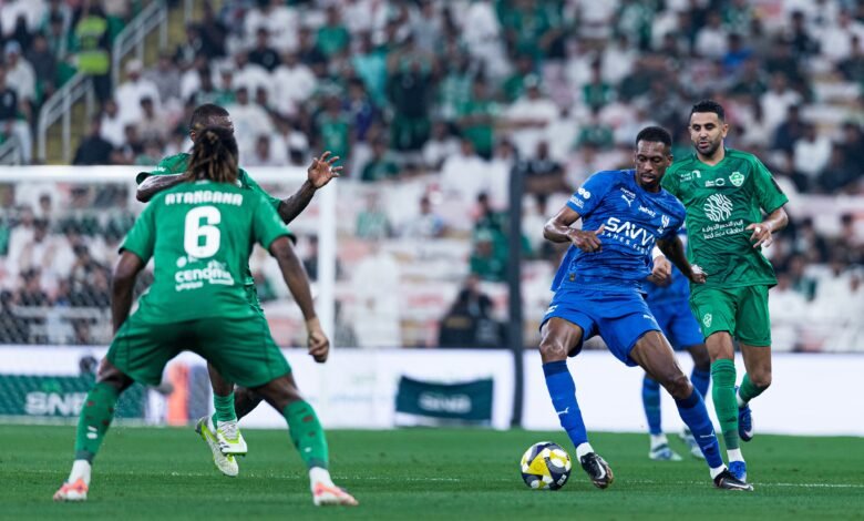 الهلال يطرد أهلي جدة خارج كأس خادم الحرمين