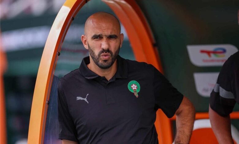 رسميًا.. الركراكي يغادر المغرب قبل المونديال
