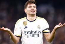 ثنائي مغربي يزين تشكيلة ريال مدريد أمام السيتي