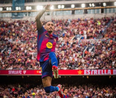 برشلونة ينصب السيرك بسحق إشبيلية 1 برشلونة ينصب السيرك بسحق إشبيلية