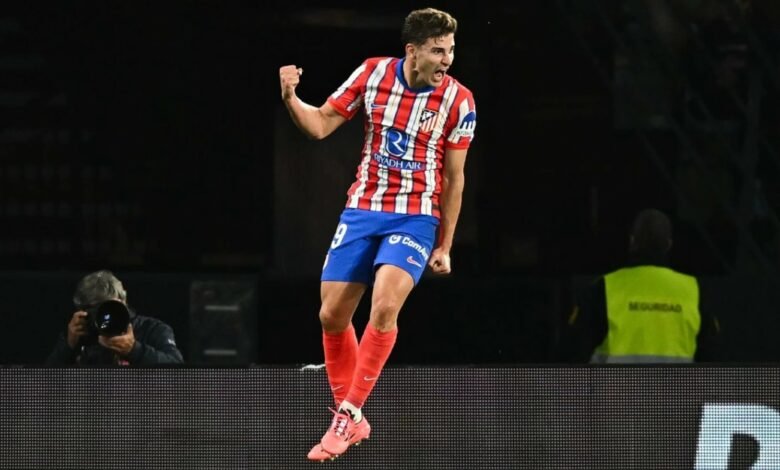 أتلتيكو مدريد يفسد خطة برشلونة لخطف ألفاريز