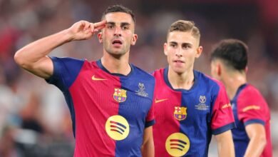 معركة ساخنة بين أرسنال ومانشستر يونايتد لخطف نجم برشلونة