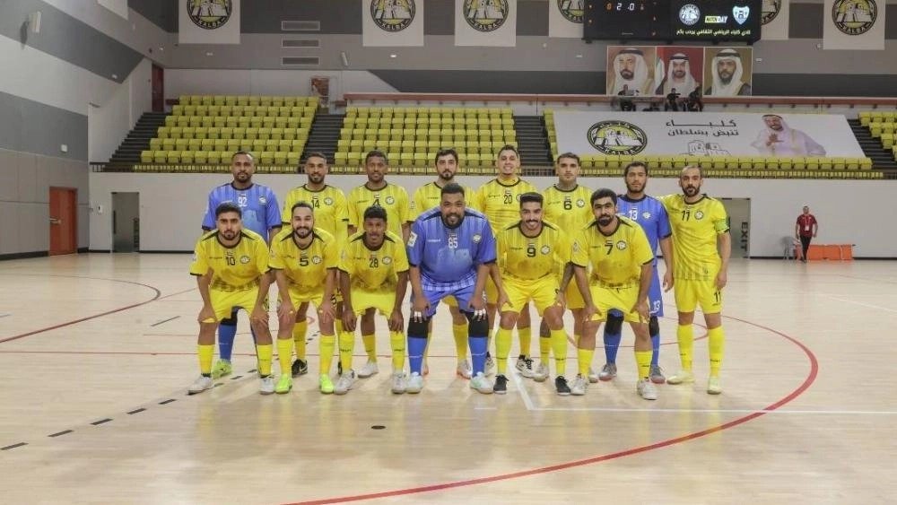 كلباء يقسو على شباب الأهلي في دوري الصالات 1 كلباء يقسو على شباب الأهلي في دوري الصالات