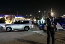 *شرطة أبوظبي تعزز جهودها الميدانية لتأمين المصلين في جامع الشيخ زايد وجامع الشيخ خليفة ليلة 27 من رمضان*