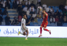 القادسية يعاقب أهلي جدة في الوقت القاتل