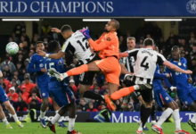 نيوكاسل يعمق جراح تشيلسي بخسارة صادمة