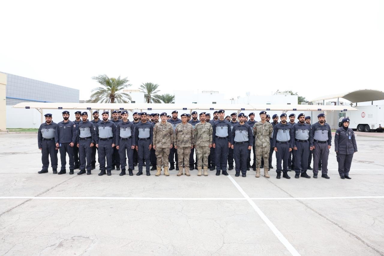 مديرو قطاعات شرطة أبوظبي يهنئون المناوبين بعيد الفطر السعيد 1 شرطة أبوظبي