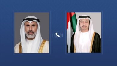عبدالله بن زايد يتلقى خلال اتصال هاتفي تعازي وزير خارجية الكويت في استشهاد اثنين من منتسبي القوات المسلحة