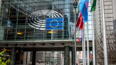 الاتحاد الأوروبي يقرر استئناف المصادقة على الاتفاق التجاري مع الولايات المتحدة