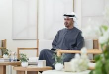 رئيس الدولة وجوني إيرنست عضو مجلس الشيوخ الأمريكي يبحثان التطورات الإقليمية