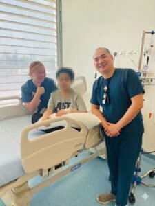 في يوم زايد للعمل الإنساني.. "تراحم" تتكفل بعلاج طفل بقيمة 800 ألف درهم