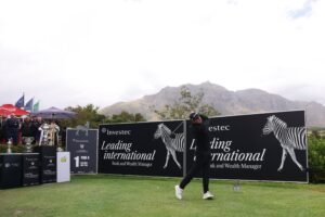 جارفيس يكسب اللقب الثاني على التوالي في "السباق إلى دبي"