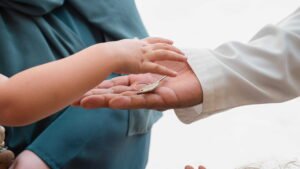 بدأ مركز أبوظبي العقاري بتسليم 896 وحدة سكنية للمستفيدين من مشروع " حي المزن" السكني ضمن المرحلة الثانية والثالثة 3 بدأ مركز أبوظبي العقاري بتسليم 896 وحدة سكنية للمستفيدين من مشروع " حي المزن" السكني ضمن المرحلة الثانية والثالثة