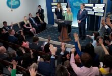 البيت الأبيض: الولايات المتحدة تجري مناقشات لعقد جولة ثانية من المفاوضات مع إيران في باكستان