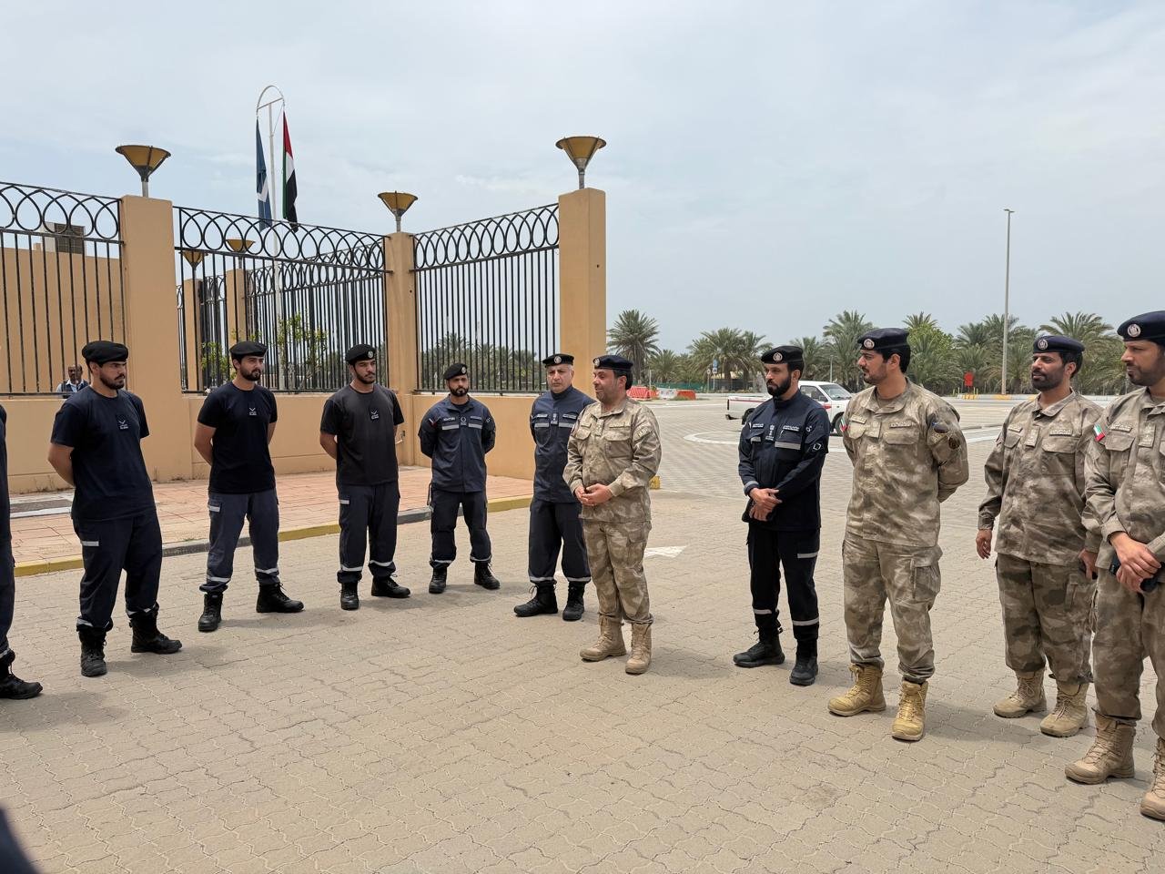 مدير مديرية شرطة منطقة الظفرة يزور مركز شرطة دلما 1 شرطة منطقة الظفرة