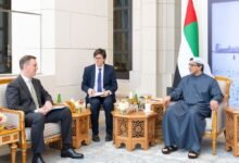 منصور بن زايد يستقبل نائب رئيس الوزراء الروسي