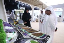 بلدية العين تطبق تقنية التعقيم الحراري للتربة لتعزيز الاستدامة الزراعية والقضاء على الأعشاب الضارة