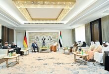 صقر غباش ونائب رئيس البوندستاغ الألماني يبحثان تعزيز التعاون البرلماني والتطورات الإقليمية