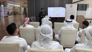 شرطة أبوظبي تقدم خدمات تخفيض النقاط المرورية في هيلي مول بالعين 13 شرطة أبوظبي تقدم خدمات تخفيض النقاط المرورية في هيلي مول بالعين