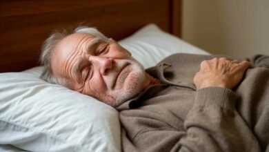 ما مقدار النوم الذي يحتاجه كبار السن؟ 33 السن