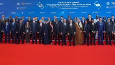 سهيل المزروعي يؤكد ضرورة تعزيز مرونة سلاسل الإمداد وتنويع مساراتها