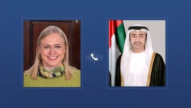 عبدالله بن زايد ووزيرة خارجية فنلندا يبحثان هاتفياً العلاقات الثنائية والتطورات الإقليمية