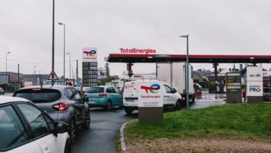 قروض طارئة للشركات الفرنسية المتضررة من ارتفاع أسعار الوقود