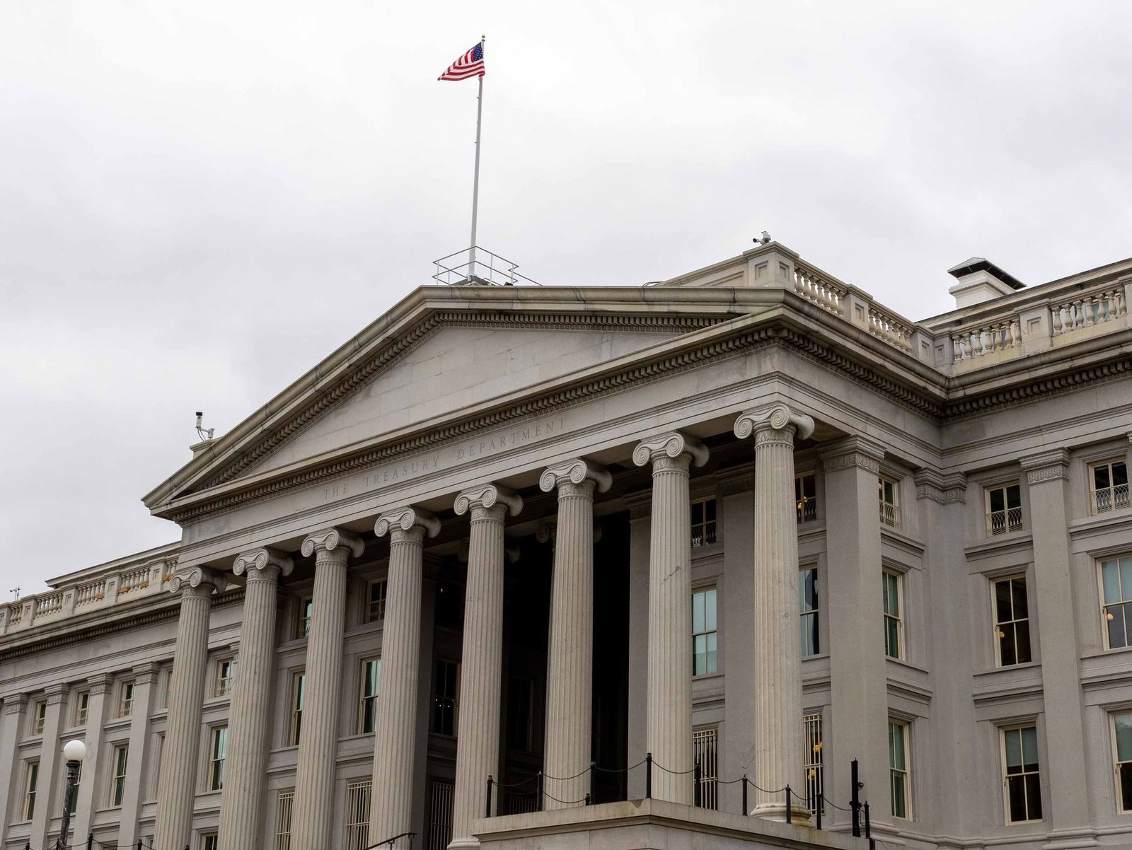 الولايات المتحدة ترفع العقوبات عن "المركزي الفنزويلي" 1 الولايات المتحدة ترفع العقوبات عن "المركزي الفنزويلي"