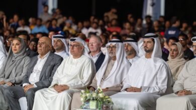 نهيان بن مبارك وعبد الرحمن العور يفتتحان احتفالية بمناسبة "اليوم العالمي للعمال"