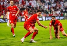 شباب الأهلي يقهر الجزيرة ويتصدر الدوري مؤقتًا