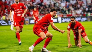 شباب الأهلي يقهر الجزيرة ويتصدر الدوري مؤقتًا 12 شباب الأهلي يقهر الجزيرة ويتصدر الدوري مؤقتًا