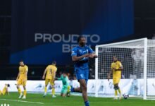 الهلال يتعثر أمام التعاون في الدوري السعودي