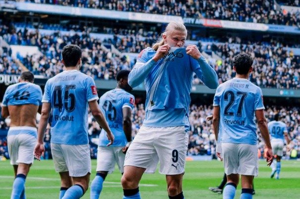 مانشستر سيتي يطرد ليفربول خارج كأس الاتحاد الإنجليزي 1 مانشستر سيتي يطرد ليفربول خارج كأس الاتحاد الإنجليزي