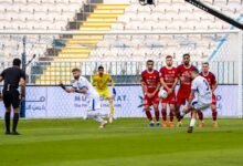 بالنيران الصديقة.. بني ياس يخطف نقطة من الشارقة