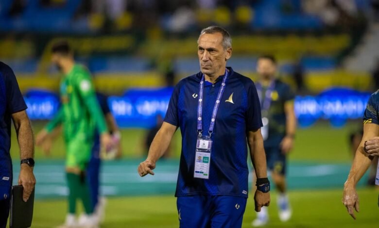 اليوناني جورجيوس دونيس مدربًا للمنتخب السعودي 6 اليوناني جورجيوس دونيس مدربًا للمنتخب السعودي