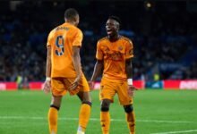 لماذا يتمسك بيريز ببقاء فينيسيوس ومبابي معًا؟