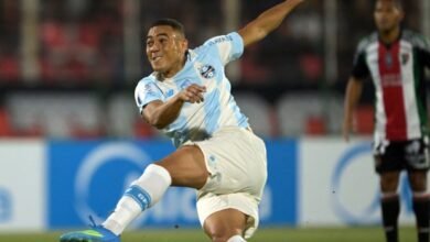 نجم توتنهام السابق يهدر 3 ركلات جزاء في 6 دقائق