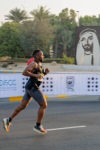 من أبوظبي إلى العاصمة الإثيوبية أديس أبابا، يوسّع سباق زايد الخيري نطاقه الإنساني ليتجاوز الحدود