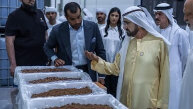 محمد بن راشد يزور مصنع "البركة" للتمور الأكبر في العالم بمدينة دبي الصناعية