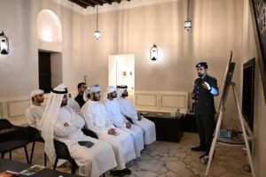 شرطة أبوظبي تقدم خدمات تخفيض النقاط المرورية في متحف المقطع*