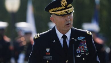 "البنتاجون" يعلن استقالة رئيس أركان الجيش الأمريكي من منصبه