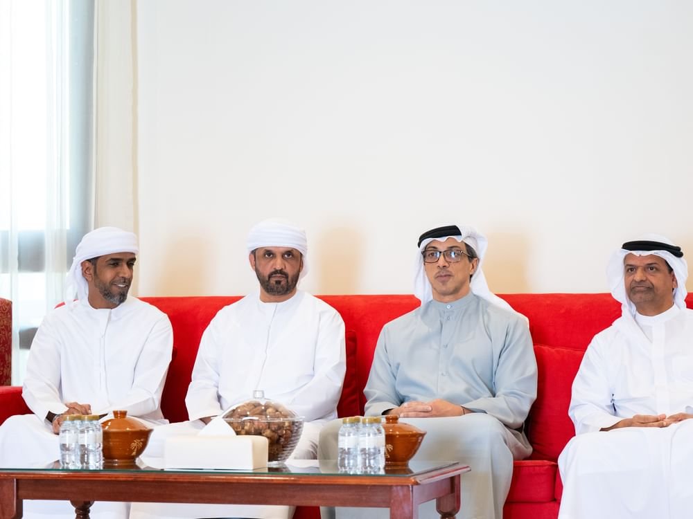 منصور بن زايد يعزي في وفاة نشبة سالم العامري 1 منصور بن زايد يعزي في وفاة نشبة سالم العامري