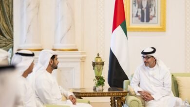 هزاع بن زايد يطّلع على برامج ومبادرات تعزيز منظومة الدعم الاجتماعي في منطقة العين