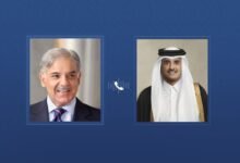 أمير قطر يستعرض هاتفياً مع رئيس وزراء باكستان تطورات الأوضاع الإقليمية